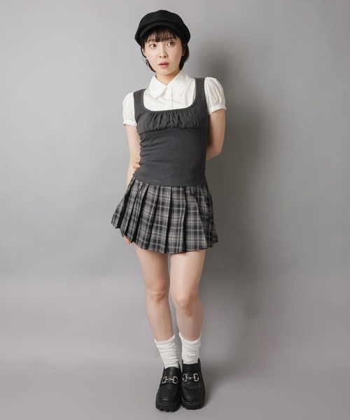 SPINNS(スピンズ)の「タンクトップレイヤード風パフスリーブブラウス/韓国ガーリー(シャツ/ブラウス・レディース・チャコール/グレー・ONESIZE)」の12枚目の写真