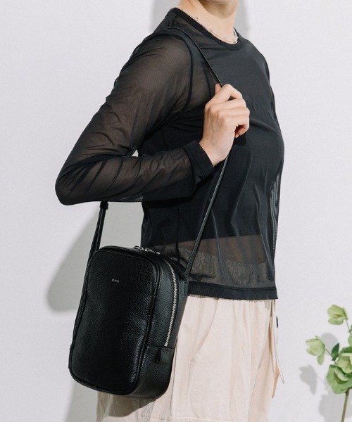 Beau're(ヴュレ)の「【BEAURE/ビュレ】縦型 ミニ ショルダー Bag B-26131(ショルダーバッグ・レディース・ブルー/ブラック・FREE)」の7枚目の写真