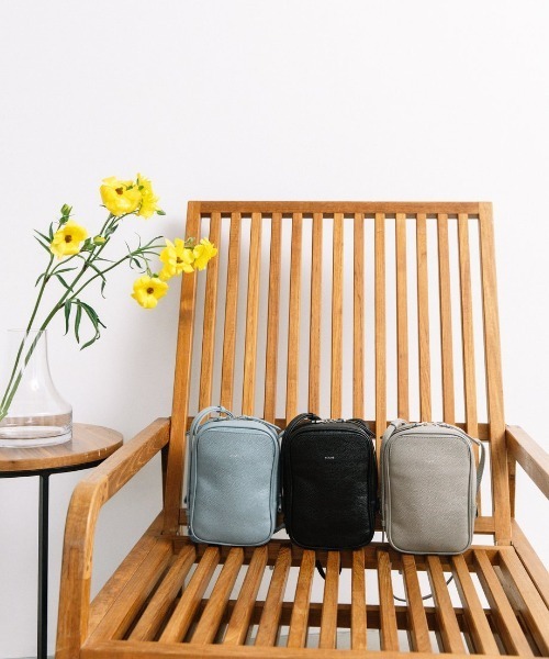 Beau're(ヴュレ)の「【BEAURE/ビュレ】縦型 ミニ ショルダー Bag B-26131(ショルダーバッグ・レディース・ブルー/ブラック・FREE)」の16枚目の写真