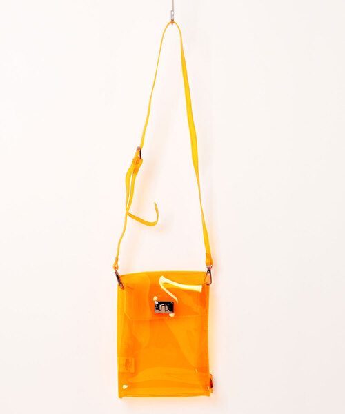 FRUIT OF THE LOOM（フルーツオブザルーム）の「【FRUIT OF THE LOOM】VINYL SHOULDER＆STICKER SEAL SET（トートバッグ・レディース・ブラウン/グリーン/ブラック系その他/オレンジ系その他・FREE）」の4枚目の写真