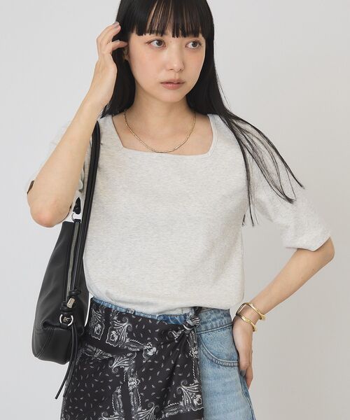 AMERICAN HOLIC(アメリカンホリック)の「【接触冷感・UVカット】スクエアネック5分袖プルオーバー(Tシャツ/カットソー・レディース・チャコールグレー/オフホワイト/モカ/ホワイト系その他・M/L)」の2枚目の写真
