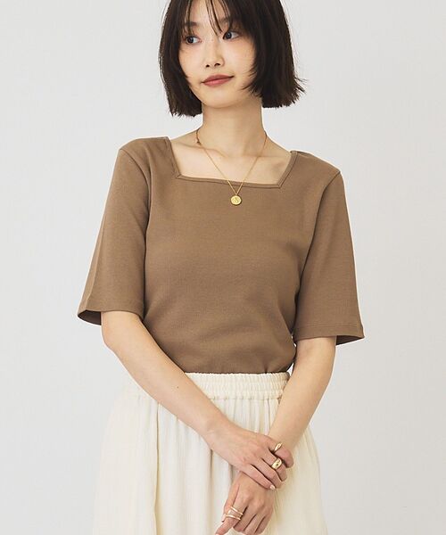 AMERICAN HOLIC(アメリカンホリック)の「【接触冷感・UVカット】スクエアネック5分袖プルオーバー(Tシャツ/カットソー・レディース・チャコールグレー/オフホワイト/モカ/ホワイト系その他・M/L)」の4枚目の写真