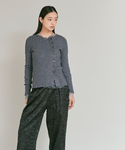 W:Huku(フーク)の「アシンメトリー ラメ ウール カーディガン / Asymmetric Lame Wool-Blend Cardigan(ニット/セーター・レディース・ブラック/オフホワイト/チャコール・FREE)」の15枚目の写真