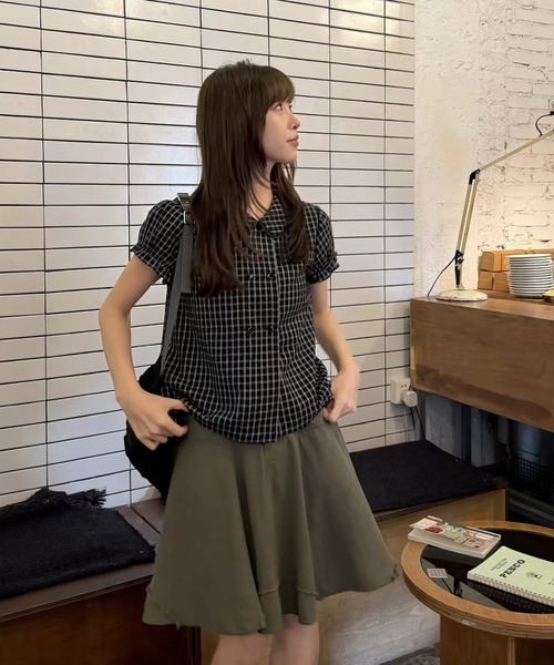 Lis ardent(リスアルダン)の「チェック柄ダブルボタンペプラムブラウス/パフスリーブ半袖トップス(シャツ/ブラウス・レディース・ネイビー/アイボリー/ピンク/ブラック/レッド・M)」の19枚目の写真