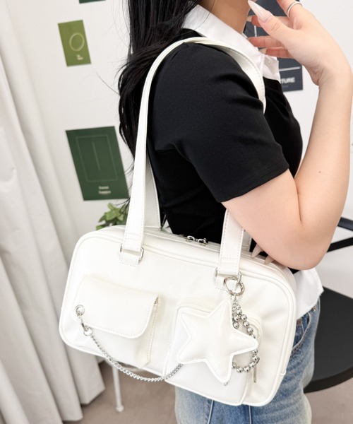 WEGO（ウィゴー）の「WEGO/【26年春夏新作】スターチャームランダムポケットボストンバッグ（ハンドバッグ・レディース・ブラック/ブラウン/ホワイト/その他1・FREE）」の17枚目の写真