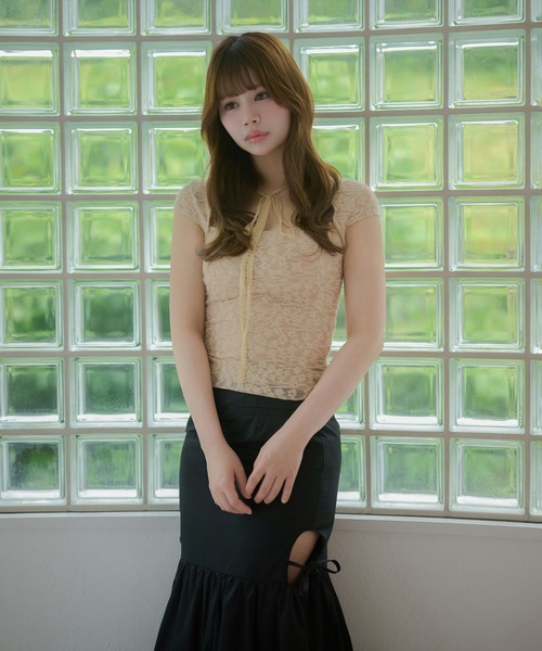 M DOLLY（エムドリー）の「Flower lace evelyn ribbon tops / フラワーレースエヴリンリボントップス（その他トップス・レディース・ベージュ/アイボリー・FREE）」の9枚目の写真