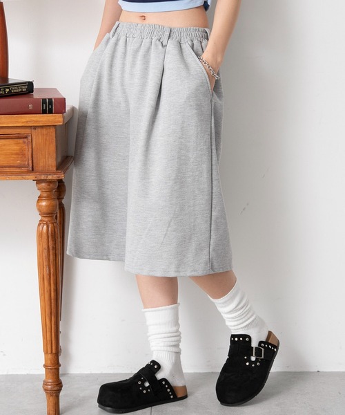 WEGO(ウィゴー)の「WEGO/【26年春夏新作】タックスウェットハーフパンツ(スウェットパンツ・レディース・杢グレー/ブラック・FREE)」の18枚目の写真