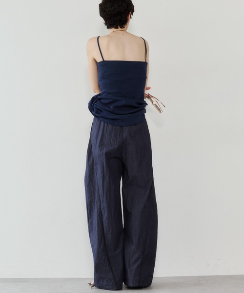 VION(ヴィオン)の「パイピングナイロンパンツ / Piping Nylon Pants(その他パンツ・レディース・ベージュ/ネイビー・S/M)」の13枚目の写真