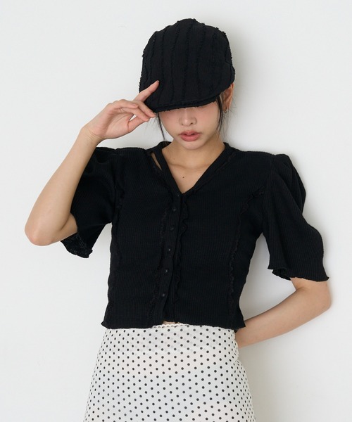 RAY CASSIN(レイカズン)の「【マルチウェイ】Vネックパワショルカーディガン / Tシャツ(Tシャツ/カットソー・レディース・ブラック/グレー/ホワイト・S)」の3枚目の写真