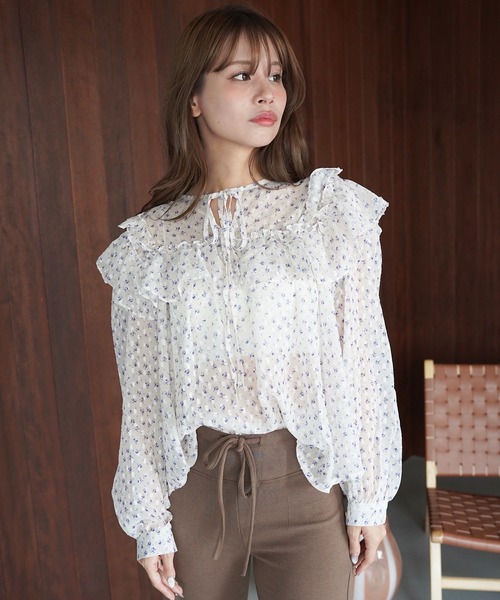 SANSeLF(サンセルフ)の「【SANSeLF】シアーフリルフラワーブラウス saw26s098(シャツ/ブラウス・レディース・ブラック/ホワイト・FREE)」の2枚目の写真