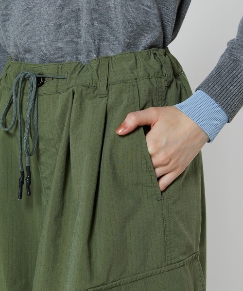 DOUBLE STANDARD CLOTHING(ダブルスタンダードクロージング)の「リップストップカーゴパンツ(カーゴパンツ・レディース・カーキ・36/38)」の8枚目の写真