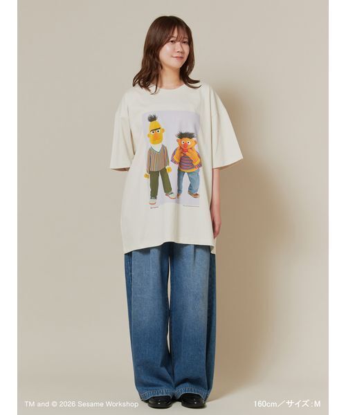 SESAME STREET(セサミストリート)の「フォトアートTシャツ(Tシャツ/カットソー・レディース・ホワイト/ライトグレー/ネイビー・L/M)」の4枚目の写真