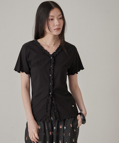 Omekashi(オメカシ)の「【リバイバル/チャーム付き】半袖フリルカーディガン(Tシャツ/カットソー・レディース・アイボリー/ブラック/ブラウン・FREE)」の7枚目の写真