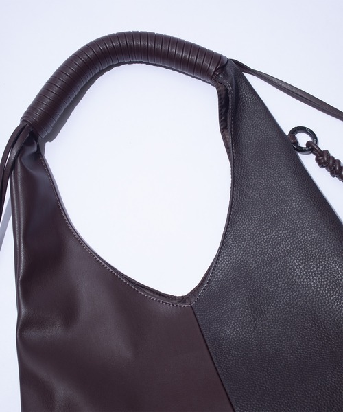 F/CE. （エフシーイー）の「F/CE. COMBINATION WRAPPING　HANDLE TOTE / エフシーイー コンビネーション ラッピング ハンドル トート（トートバッグ・レディース・ブラウン/ブラック・FREE）」の6枚目の写真