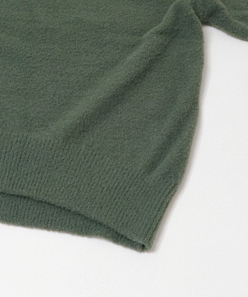 ITEMS URBANRESEARCH（アイテムズ アーバンリサーチ）の「シャギーVネックニット（ニット/セーター・レディース・ベージュ系その他/グリーン系その他/オフホワイト・FREE）」の22枚目の写真
