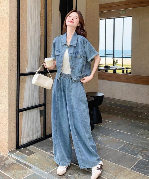 FAVORITO(ファヴォリート)の「デニム襟付きトップスワイドパンツセットアップ(セットアップ・レディース・ブルー・S/L/M)」の8枚目の写真