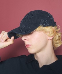 MAISON SPECIAL（メゾンスペシャル）の「《UNISEX》フラワーパターンモチーフダメージデニム6Pキャップ/Flower Pattern Motif Damaged Denim 6P Cap【MAISON SPECIAL/メゾンスペシャル】（キャップ）」