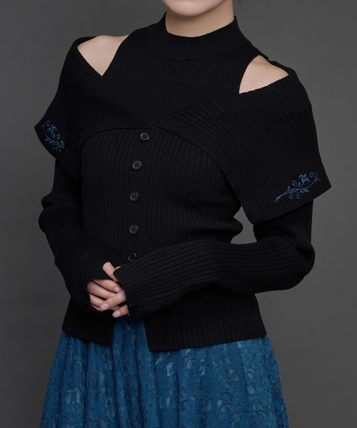 Ellno de Mavie(エルノデメヴィ)の「フラワー刺繍オフショルニットトップス(ニット/セーター・レディース・ブルーグリーン/ブラック・FREE)」の19枚目の写真