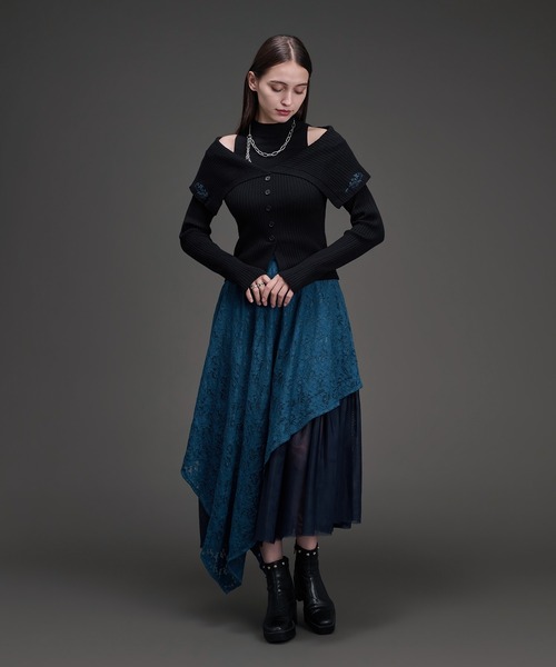 Ellno de Mavie(エルノデメヴィ)の「フラワー刺繍オフショルニットトップス(ニット/セーター・レディース・ブルーグリーン/ブラック・FREE)」の10枚目の写真