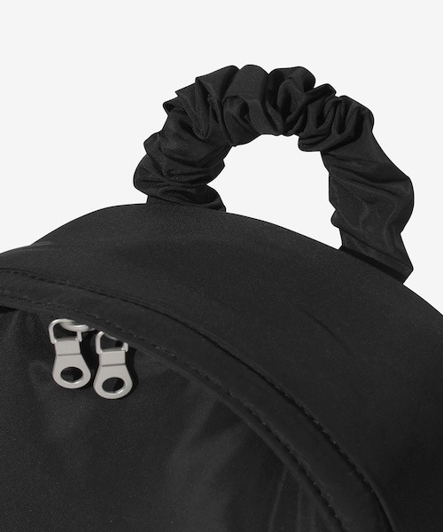 COVERNAT(カバーナット)の「WOMEN SHIRRING MINI BACKPACK(バックパック/リュック・レディース・ブラック/ブラウン/アイボリー・FREE)」の10枚目の写真