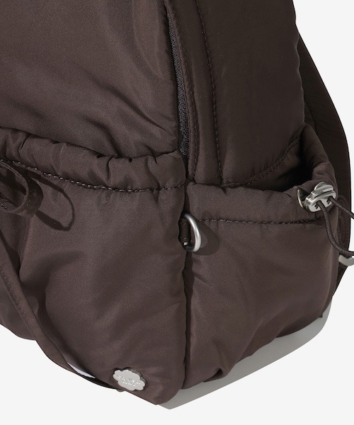 COVERNAT(カバーナット)の「WOMEN SHIRRING MINI BACKPACK(バックパック/リュック・レディース・ブラック/ブラウン/アイボリー・FREE)」の21枚目の写真