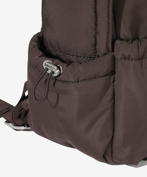 COVERNAT(カバーナット)の「WOMEN SHIRRING MINI BACKPACK(バックパック/リュック・レディース・ブラック/ブラウン/アイボリー・FREE)」の22枚目の写真