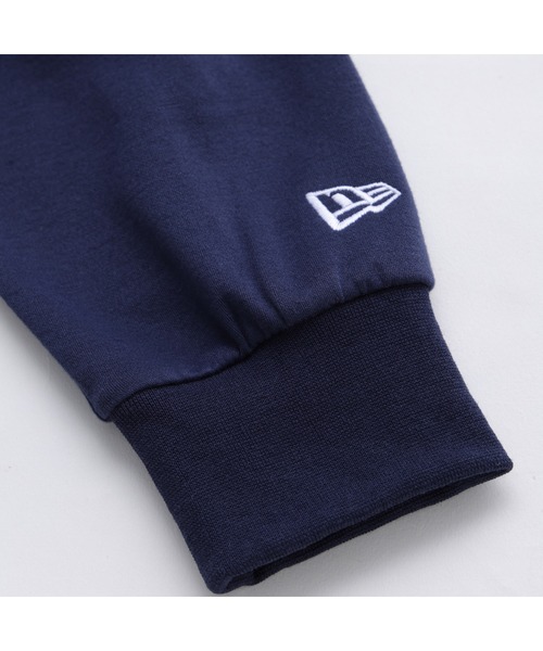 NEW ERA(ニューエラ)の「Long Sleeve Tech T-shirt(Tシャツ/カットソー・メンズ・ネイビー/ホワイト/ブラック・XX-LARGE/X-LARGE/LARGE/MEDIUM/SMALL)」の4枚目の写真