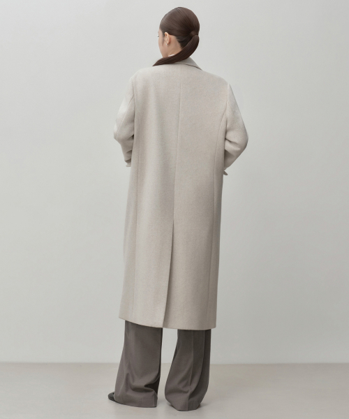 MUSINSA STANDARD WOMAN(ムシンサスタンダードウーマン)の「レディースカシミアブレンドダブルチェスターロングコート【オートミール】(チェスターコート・レディース・その他・SMALL/MEDIUM/LARGE/X-SMALL)」の3枚目の写真