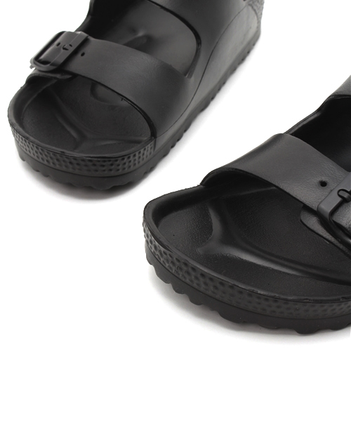 LEPSIM（レプシィム）の「EVAフラットサンダル　717077（サンダル・レディース・ブラック/オフホワイト・SMALL/LARGE/MEDIUM）」の8枚目の写真