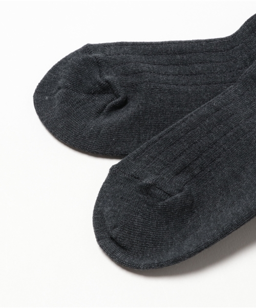 CHUBBYGANG（チャビーギャング）の「フレンチブル刺繍ソックス（ソックス/靴下・キッズ・ブラック/ホワイト/レッド・16/19/22）」の5枚目の写真