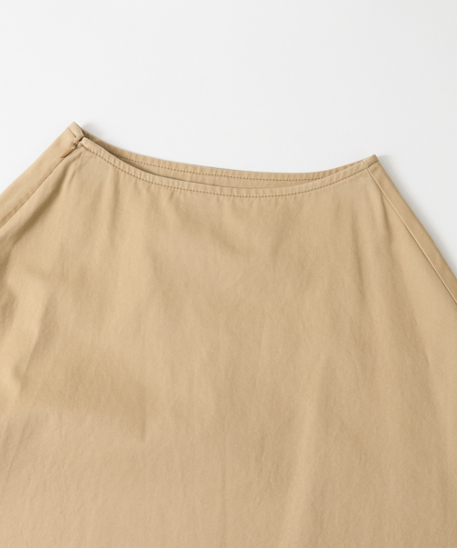 URBAN RESEARCH（アーバンリサーチ）の「 UR チノボリュームフレアスカート（スカート・レディース・ベージュ/オリーブ・38/36）」の12枚目の写真