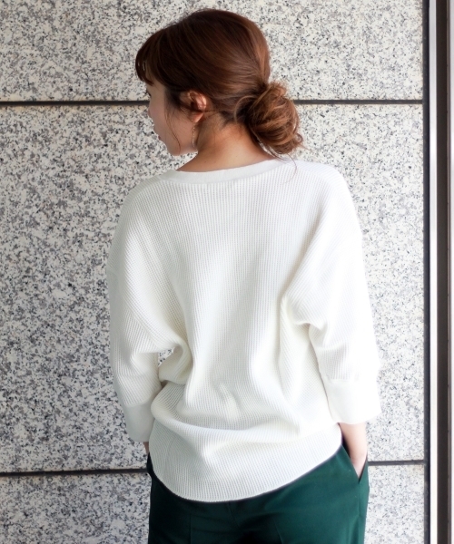 le.coeur blanc（ルクールブラン）の「【WEB限定PRICE】Vネック5分袖サーマル（Tシャツ/カットソー・レディース・ネイビー/オフホワイト/ピンク・FREE）」の7枚目の写真