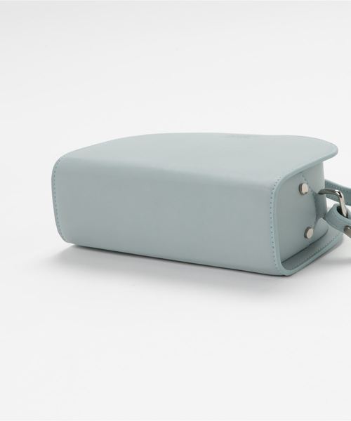 DOUBLE NAME（ダブルネーム）の「ハーフサークルバッグ（ショルダーバッグ・レディース・ブラック/ゴールド/ワイン・FREE）」の8枚目の写真