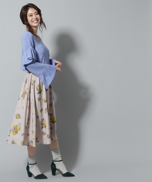 Andemiu（アンデミュウ）の「フリルソデニットプルオーバー773266（ニット/セーター・レディース・ブルー/オフホワイト/ブラウン・FREE）」の13枚目の写真