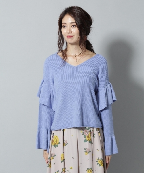 Andemiu（アンデミュウ）の「フリルソデニットプルオーバー773266（ニット/セーター・レディース・ブルー/オフホワイト/ブラウン・FREE）」の10枚目の写真