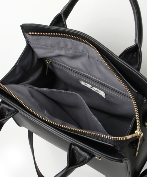 Andemiu（アンデミュウ）の「スクエアミニショルダーＢＡＧ772791（ショルダーバッグ・ブラック/グリーン/キャメル/レッド・FREE）」の7枚目の写真