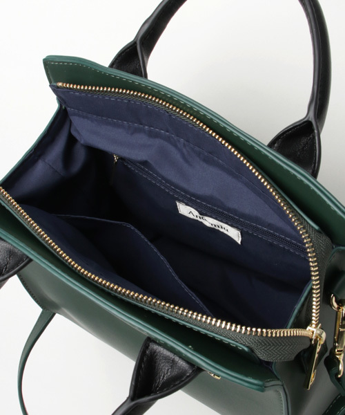 Andemiu（アンデミュウ）の「スクエアミニショルダーＢＡＧ772791（ショルダーバッグ・ブラック/グリーン/キャメル/レッド・FREE）」の8枚目の写真