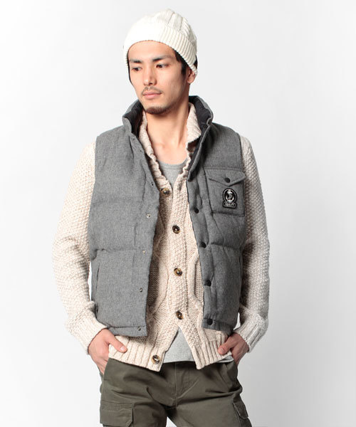 NANO universe（ナノユニバース）の「別注　REVERSIBLE DOWN ベスト（ダウンベスト・メンズ・ブラック/グレー/ネイビー/キャメル/ボルドー・MEDIUM/LARGE）」の3枚目の写真