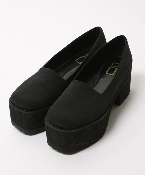 i（アイ）の「【i】　厚底パンプス（パンプス・レディース・ブラック/ホワイト/ピンク/イエロー・SMALL/MEDIUM/LARGE）」の3枚目の写真