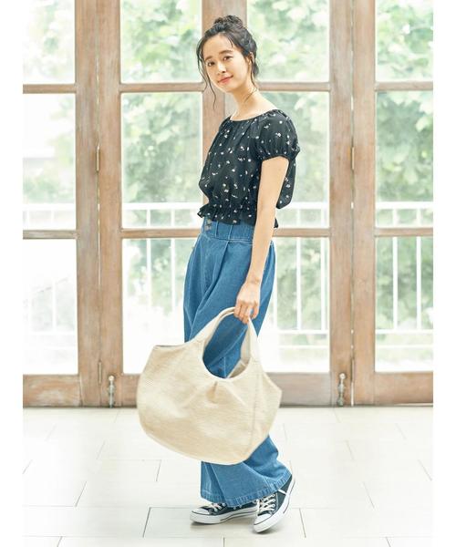 earth music&ecology（アースミュージックアンドエコロジー）の「・袖パフフラワーブラウス（シャツ/ブラウス・レディース・オフホワイト/ライトイエロー/ライトピンク/ブラック・FREE）」の10枚目の写真