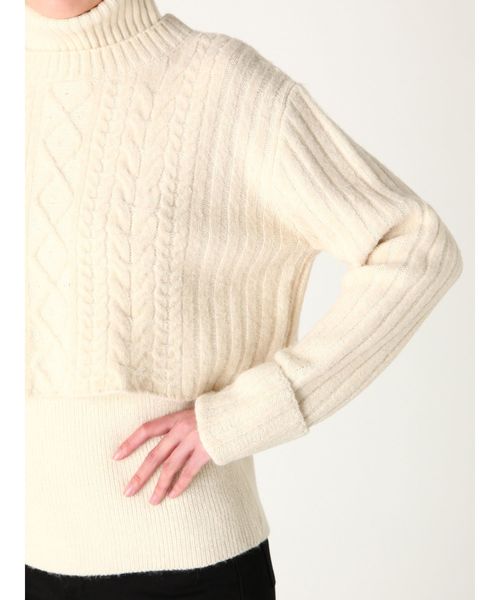 LAGUNAMOON（ラグナムーン）の「レイヤードケーブルニットプルオーバー（ニット/セーター・レディース・ホワイト/レッド・FREE）」の8枚目の写真