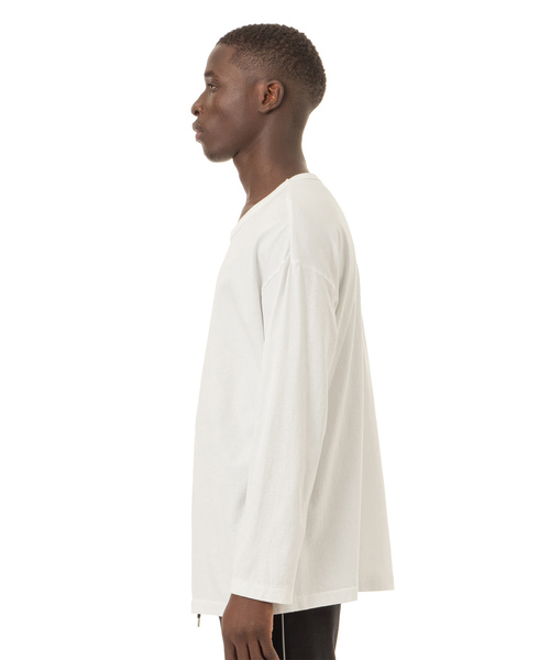 Sandinista（サンディニスタ）の「Easy Fit Triangle Cut L/S Tee / イージーフィット三角切り替え長袖Ｔシャツ - アメリカコットン（Tシャツ/カットソー・メンズ・ホワイト/ブラック/ベージュ/オレンジ・SMALL/MEDIUM/LARGE）」の11枚目の写真