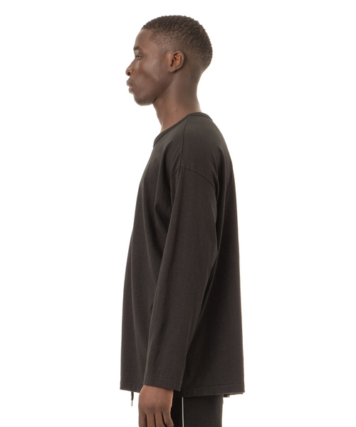 Sandinista（サンディニスタ）の「Easy Fit Triangle Cut L/S Tee / イージーフィット三角切り替え長袖Ｔシャツ - アメリカコットン（Tシャツ/カットソー・メンズ・ホワイト/ブラック/ベージュ/オレンジ・SMALL/MEDIUM/LARGE）」の8枚目の写真