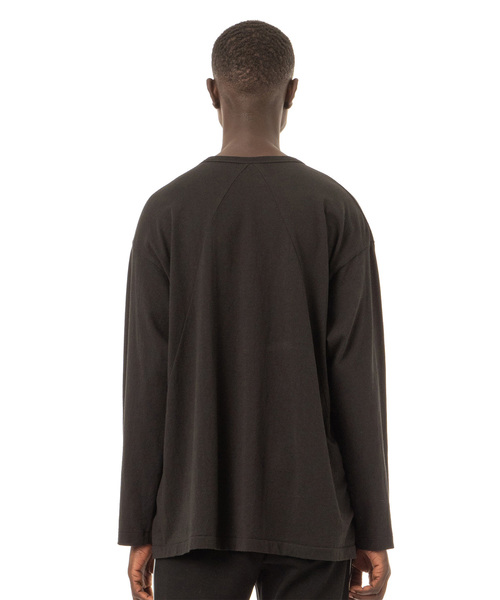 Sandinista（サンディニスタ）の「Easy Fit Triangle Cut L/S Tee / イージーフィット三角切り替え長袖Ｔシャツ - アメリカコットン（Tシャツ/カットソー・メンズ・ホワイト/ブラック/ベージュ/オレンジ・SMALL/MEDIUM/LARGE）」の22枚目の写真