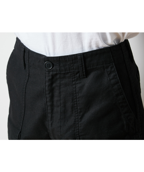 Snow Peak(スノーピーク)の「アンカット コーデュロイ ショーツ(チノパンツ・レディース・オリーブ/ブラック/ブラウン・MEDIUM/LARGE/X-LARGE/XX-LARGE/2/SMALL/1)」の12枚目の写真