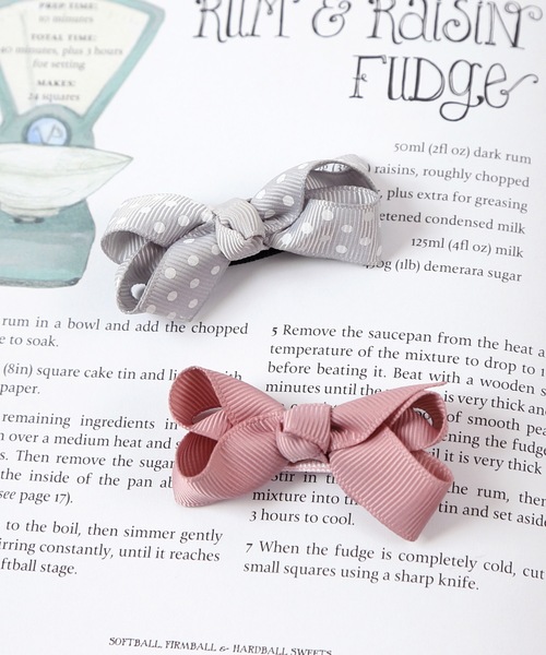 panpantutu（パンパンチュチュ）の「プチリボンヘアピン(2個セット)（ヘアピン・キッズ・ラベンダー/グリーン×ピンク/グレー×ピンク/レッド系その他/ピンク系その他/ホワイト系その他/ブルー系その他/チェック/ホワイト×ピンク/イエロー×グリーン/ピンク系その他2/レッド系その他2/イエロー系その他/シルバー×ゴールド/ローズ/ライラック系/ブラック・FREE）」の4枚目の写真