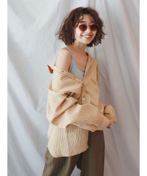 Ungrid（アングリッド）の「ストライプビッグルーズシャツ（シャツ/ブラウス・レディース・ベージュ/カーキ・FREE）」の4枚目の写真