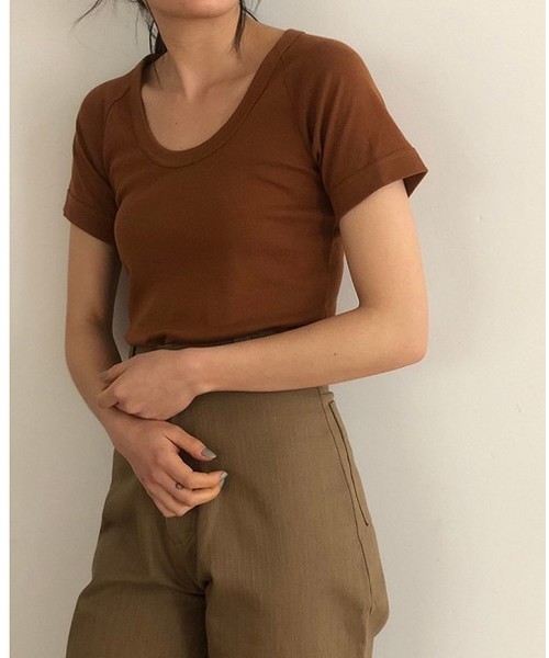 TODAYFUL（トゥデイフル）の「ラウンドネックラグランTシャツ（Tシャツ/カットソー・レディース・ホワイト/ベージュ/カーキ/レッド系その他・FREE）」の4枚目の写真