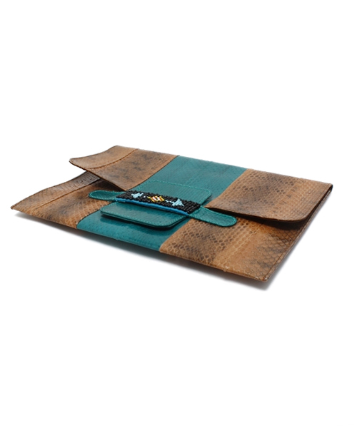 AMERICAN RAG CIE（アメリカンラグシー）の「EMA TESSE/702-EMT-PINDE14（クラッチバッグ・レディース・パイソン・ONE SIZE）」の5枚目の写真