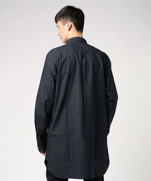 C DIEM(カルペディエム)の「C DIEM(カルペディエム)シャンブレーロングシャツ(シャツ/ブラウス・メンズ・ベージュ/ネイビー・S/M/L)」の3枚目の写真